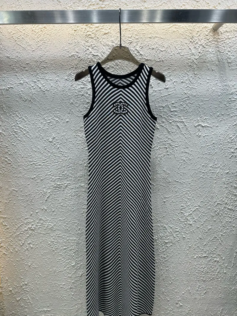 SKU38749